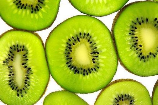 Kiwifruit enzymes help digestion.